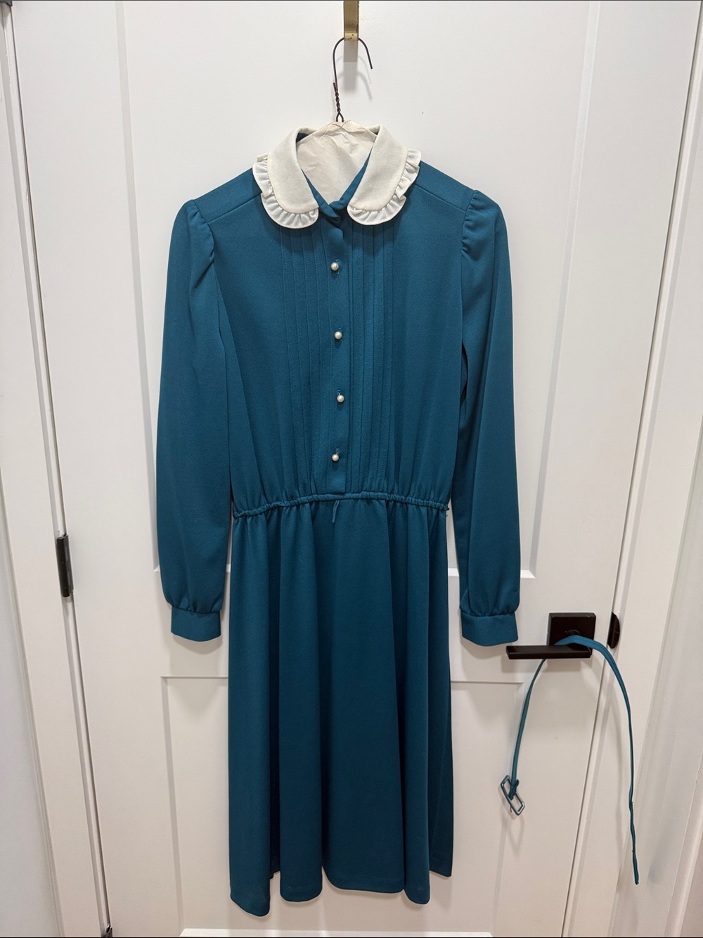 Vintage Vicky Vaughn Junior Teal Long-Sleeve Dress with Ruffled White Collar